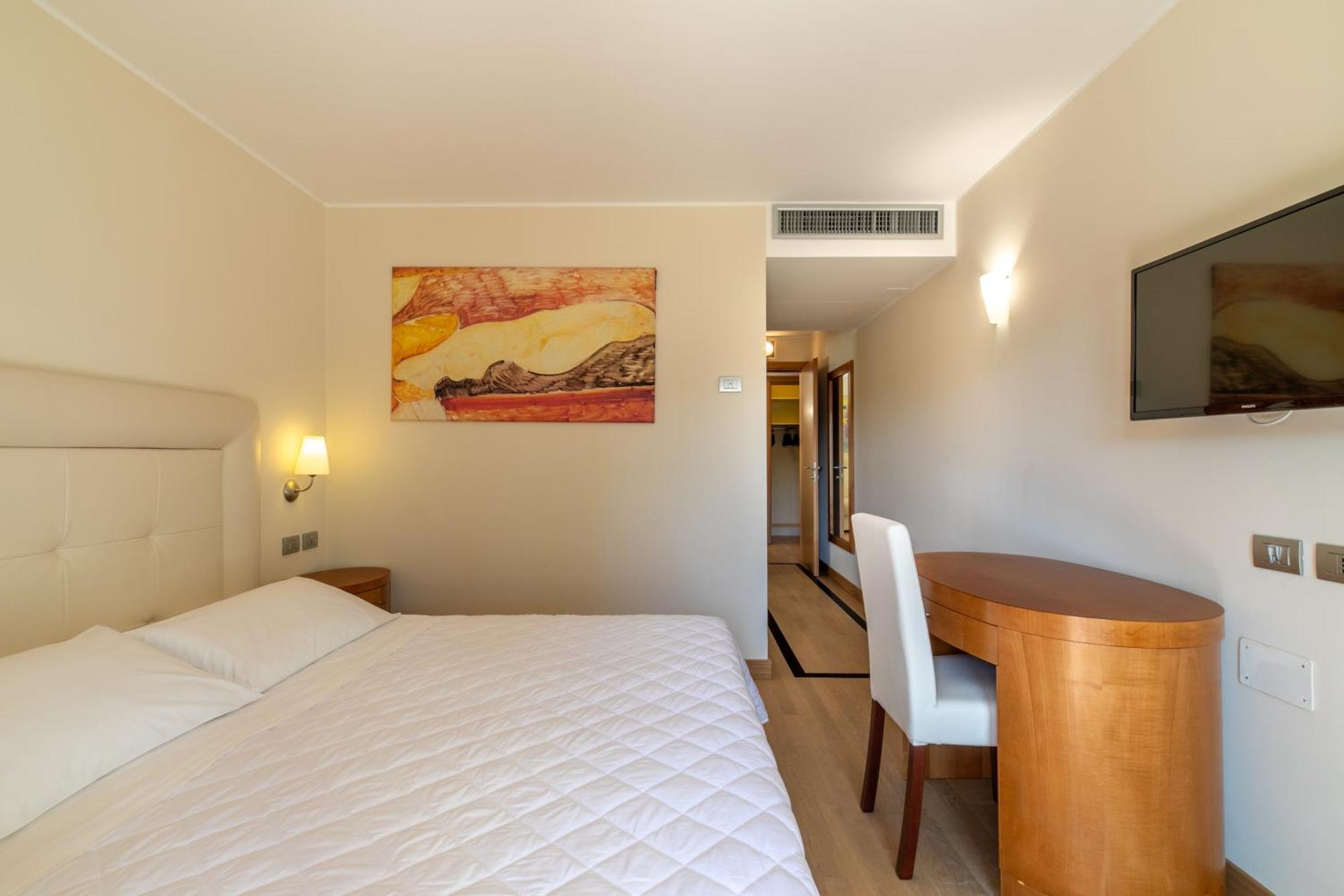 Hotel Villa Doimo لينانو سابيادورو المظهر الخارجي الصورة