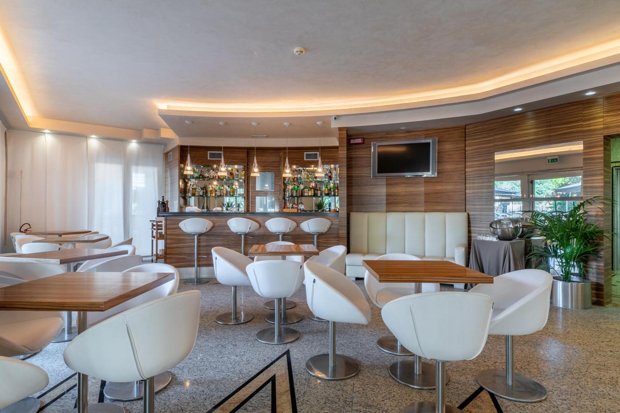 Hotel Villa Doimo لينانو سابيادورو المظهر الخارجي الصورة